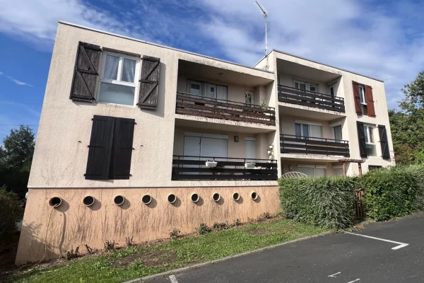 RENOVATION ENERGETIQUE : ISOLATION THERMIQUE PAR L'EXTERIEUR COPROPRIETE LOGIS LES OLLIERES L'ETRAT
