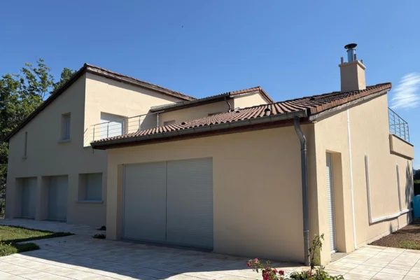 Rénovation de façades en D3 armé à La Fouillouse – Quand technique et esthétisme se rencontrent