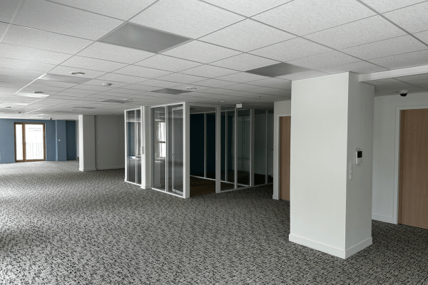 Aménagement de 1 240m2 de bureaux dans un programme neuf en entreprise générale