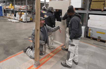 Dans le cadre de notre démarche MASE, les équipes BOULLIARD ont participé à une animation « Vis mon métier » favorisant l’échange de savoir-faire et la sensibilisation aux risques croisés. Cette journée s’est déroulée dans un esprit de convivialité, du petit déjeuner avec brioche des rois au déjeuner camion pizza sur place.
