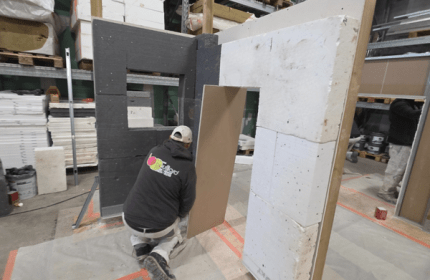 Dans le cadre de notre démarche MASE, les équipes BOULLIARD ont participé à une animation « Vis mon métier » favorisant l’échange de savoir-faire et la sensibilisation aux risques croisés. Cette journée s’est déroulée dans un esprit de convivialité, du petit déjeuner avec brioche des rois au déjeuner camion pizza sur place.