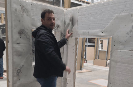 Dans le cadre de notre démarche MASE, les équipes BOULLIARD ont participé à une animation « Vis mon métier » favorisant l’échange de savoir-faire et la sensibilisation aux risques croisés. Cette journée s’est déroulée dans un esprit de convivialité, du petit déjeuner avec brioche des rois au déjeuner camion pizza sur place.