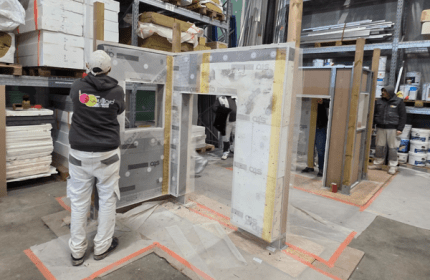 Dans le cadre de notre démarche MASE, les équipes BOULLIARD ont participé à une animation « Vis mon métier » favorisant l’échange de savoir-faire et la sensibilisation aux risques croisés. Cette journée s’est déroulée dans un esprit de convivialité, du petit déjeuner avec brioche des rois au déjeuner camion pizza sur place.